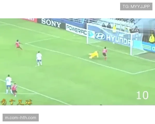 门将大脚开球比例十年首度回升 复杂后场传导风险效益受质疑